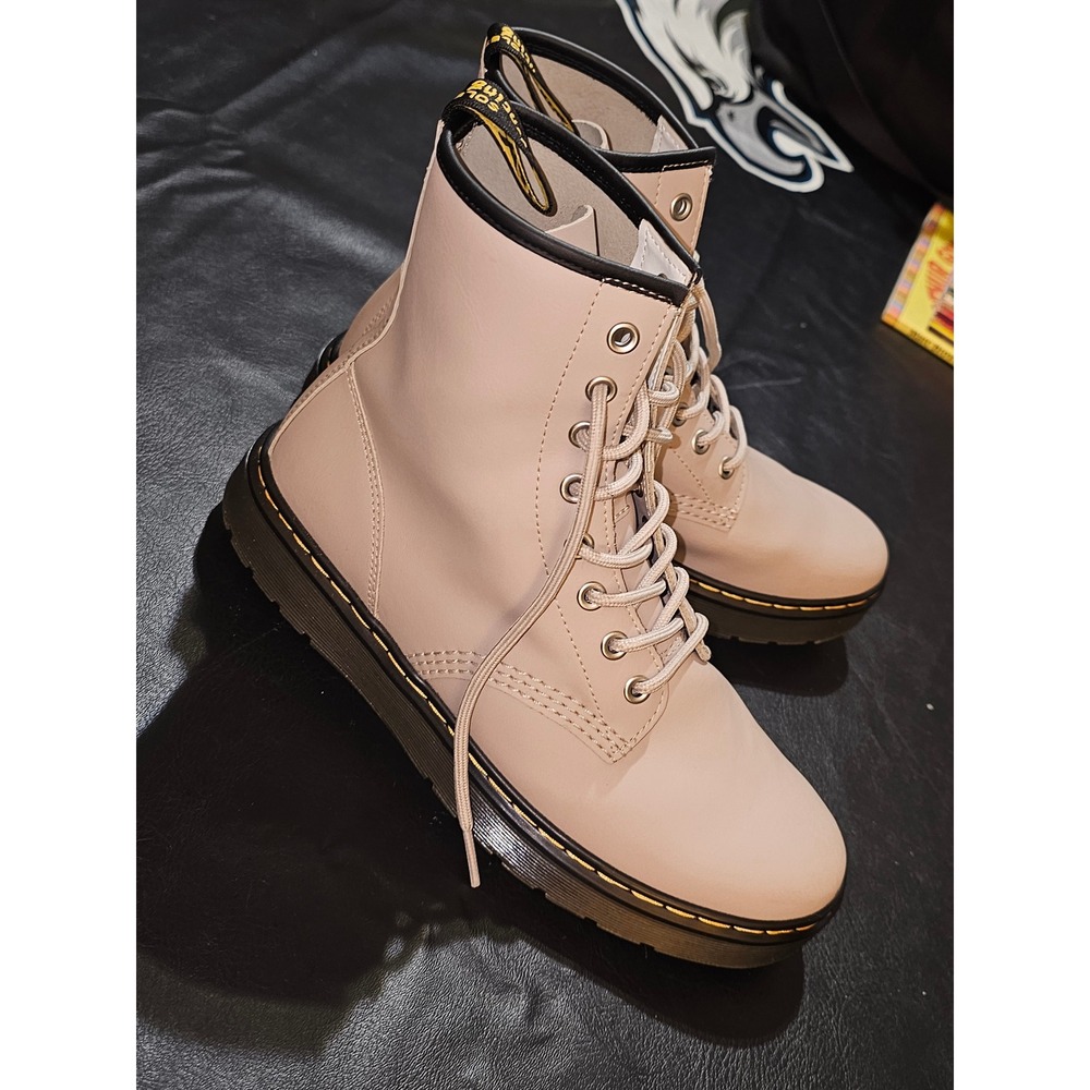 Dr Martens Taupe Zavala Combat Boots Mens 8‎ Womens 9